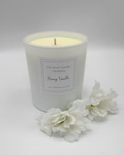 Load image into Gallery viewer, Honey Vanille Signature Candle