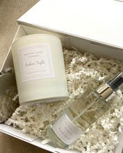 Load image into Gallery viewer, Bespoke Luxury Gift Set Candle and Room Mist
