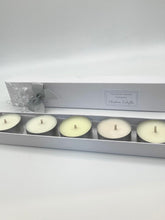 Load image into Gallery viewer, Christmas Tealight Gift Set