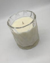 Load image into Gallery viewer, Luxury Cut Glass Candle