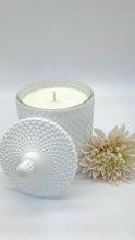 Load image into Gallery viewer, Teardrop Luxury Candle