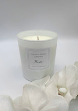 Load image into Gallery viewer, Fleurs Signature Candle
