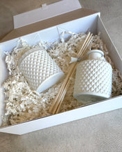 Load image into Gallery viewer, Matt White Geometric Gift Set
